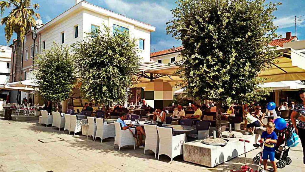 Malik'S Place Novalja Exterior photo